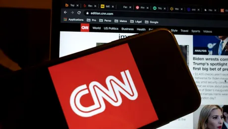 CNN concediază trei angajați pentru că au venit la muncă nevaccinați