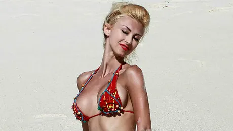 Andreea Bălan îşi va face de cap în Bora Bora
