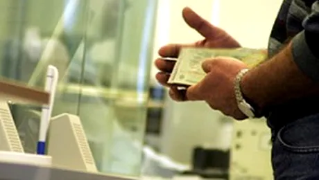 Angajatii BCR intra, de azi, in greva japoneza