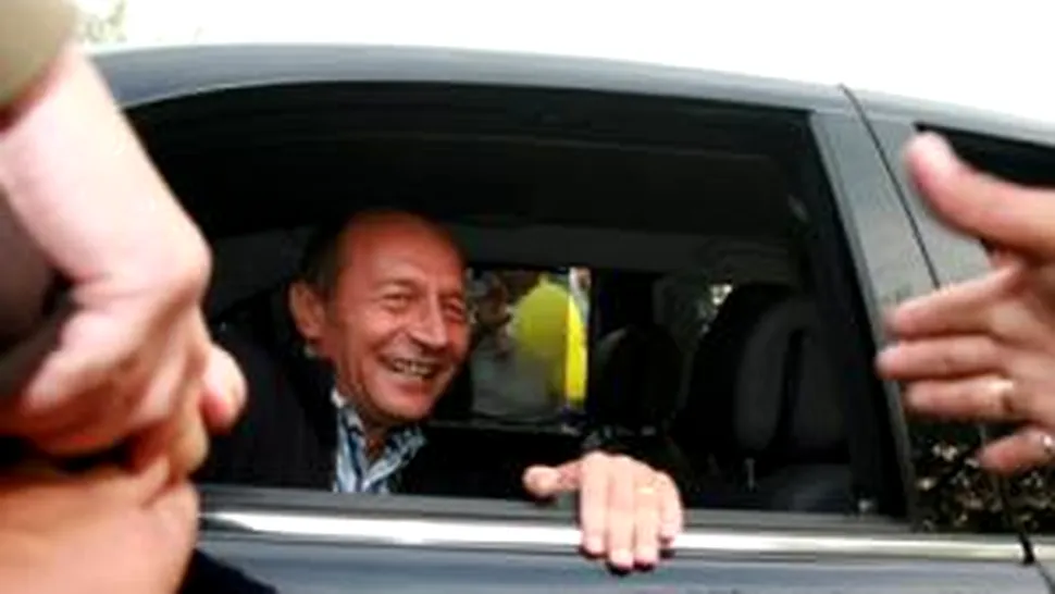 Tariceanu si Basescu joaca ping-pong cu salariile profesorilor