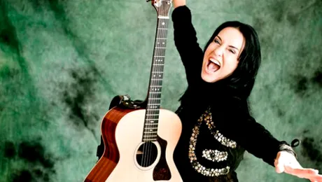 E într-o formă excelentă! Cum poate să arate Zoia Alecu! A fost comparată cu Elizabeth Taylor – FOTO