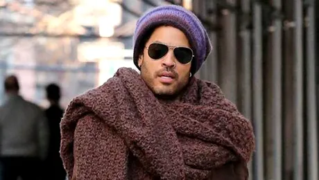 Lenny Kravitz arată ca un boschetar (Poze)