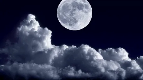 În această noapte vedem Super Luna!