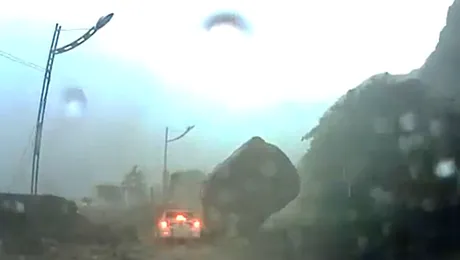 A scăpat ca prin minune să nu fie zdrobit de o stâncă