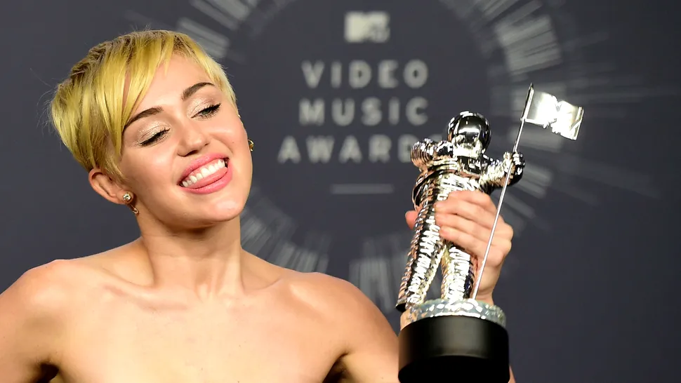 Miley Cyrus a câştigat cel mai important premiu la MTV Video Music Awards 2014