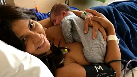Andreea Popescu a născut. Fosta dansatoare a Deliei are un băieţel – FOTO
