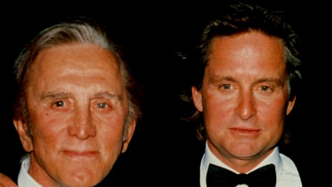 Michael Douglas si tatal sau - Kirk Douglas