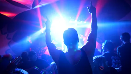 Top 5: Cântăreţi celebri care au fost descoperiţi online