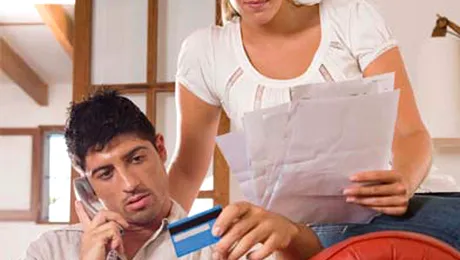 Stresul plății facturilor le face pe femei mai grase