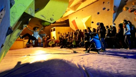 Finala Trofeului României la Bouldering, în Club Fabrica: O competiție organizată de cățărători, pentru cățărători!