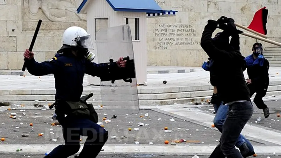 Proteste la Atena in memoria unui adolescent ucis in 2008