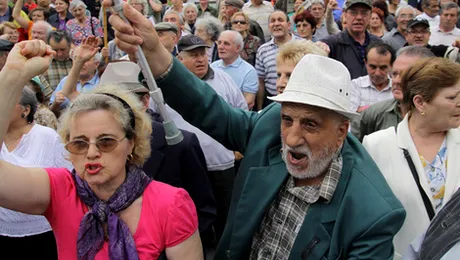 Presedintia si Guvernul, pichetate de sindicalisti!