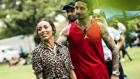 Ruby caută cartofi prăjiţi pe tot traseul din Asia Express