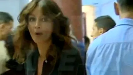 Mihaela Rădulescu, acces de furie la tribunal! A agresat un jurnalist care o filma