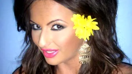 Adela Lupse vrea o noapte de amor cu Simona Patruleasa si Adrian Cristea!