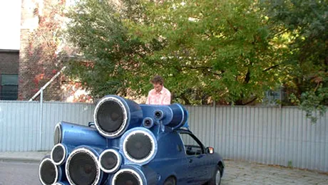 DJ mobil, dau discoteca la domiciliul clientului!