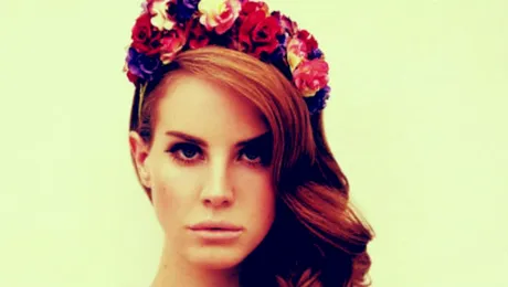 Coroniţa din flori, accesoriul preferat al vedetelor