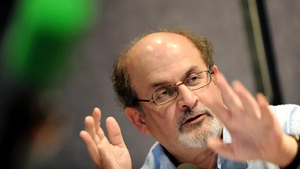 Salman Rushdie se intalneste cu cititorii romani
