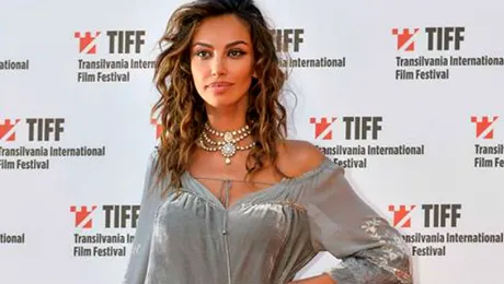 Mădălina Ghenea, ţinută îndrăzneaţă la TIFF 2016. Publicul a fost în extaz! – FOTO