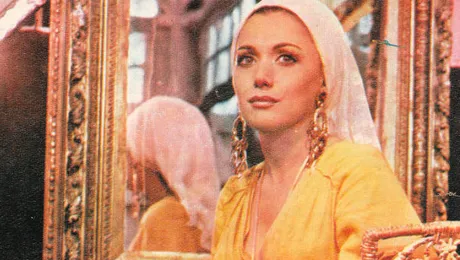 Cum arată superba actriţă Violeta Andrei!