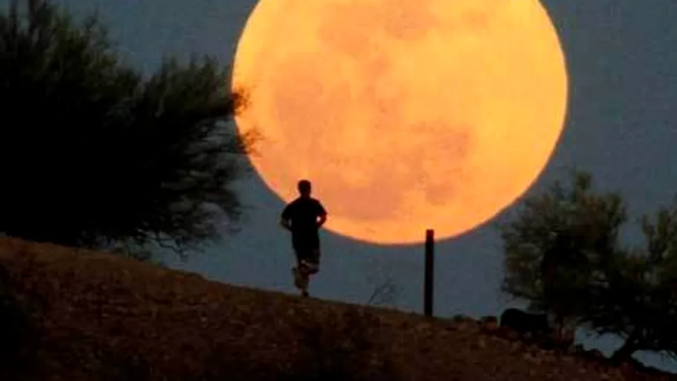 Super Luna 2012, în jurul lumii (Poze & Video)