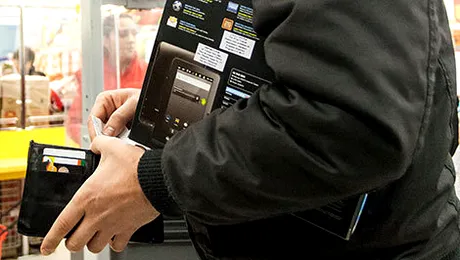 Salariul minim brut va fi majorat la 1.200 lei, în 2016