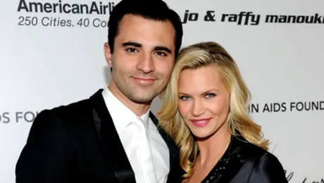 Natasha Henstridge s-a căsătorit