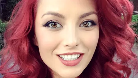 Elena Gheorghe a renunţat la părul lung! E superbă! – FOTO