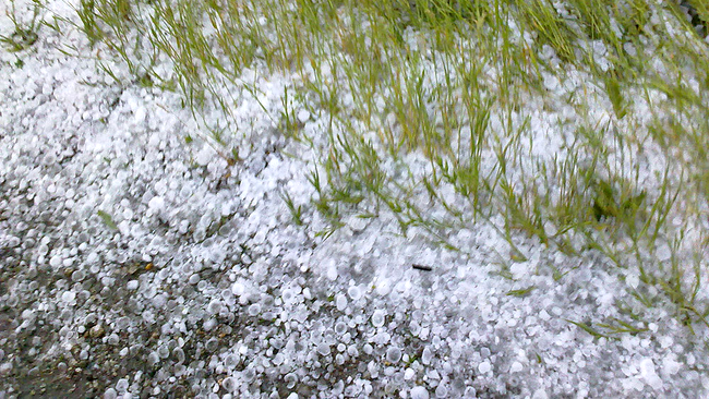 Ieri seara, a cazut grindina in judetul Dolj