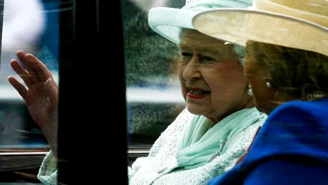 Panică la Curtea Regală! Mașina reginei Marii Britanii nu a vrut să mai pornească