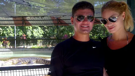 Valentina Pelinel, atacată de şopârle în vacanţă