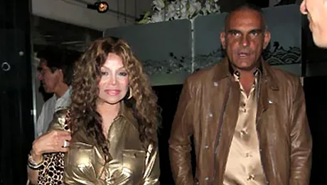 La Toya Jackson se face designer