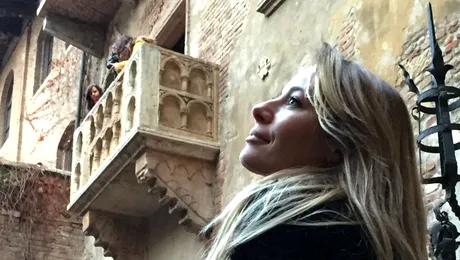 Ce surpriză a primit Laura Cosoi de la iubitul ei!