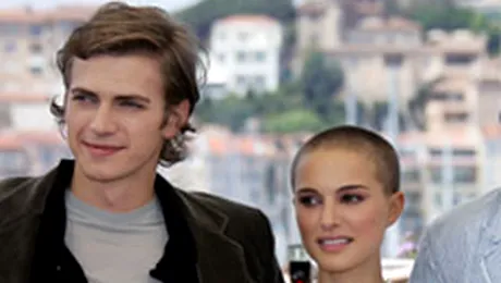 Actrita Natalie Portman a fost confundata cu un copac