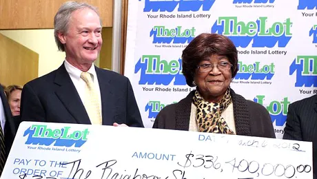 O femeie a câștigat la Loto după ce a ținut biletul în Biblie