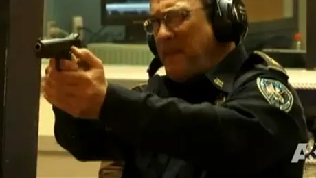 Steven Seagal, acuzat ca a omorat un catelus!