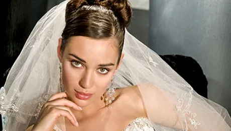 Machiaj pentru o mireasa bruneta cu ochi caprui