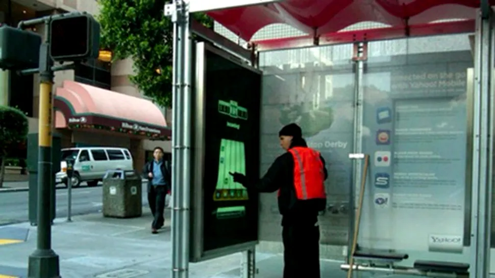 In San Francisco, te poti juca in statia de autobuz impotriva altor pasageri din alte statii