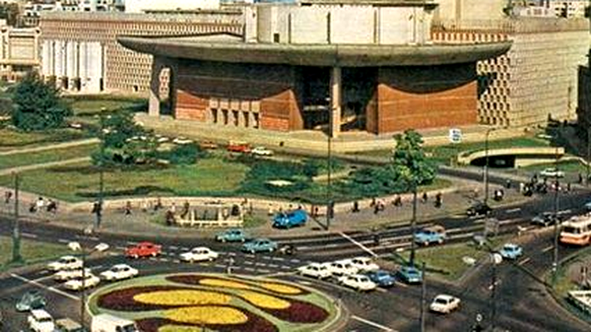 Varianta color a TNB, cladirea din anii '70