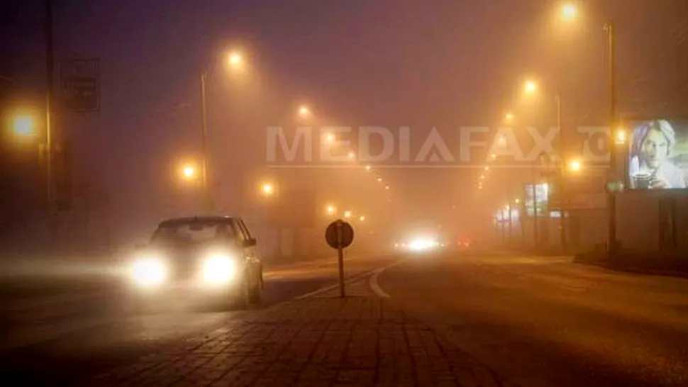 Ceata din Romania paralizeaza circulatia rutiera si traficul aerian