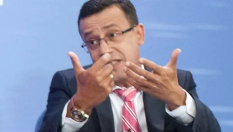 Cum arăta Victor Ciutacu acum 20 de ani, în ziua nunţii! FOTO