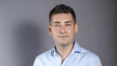 Mihaela Călin și Mihai Jurca prezintă Observatorul de la ora 6.00, la Antena 1