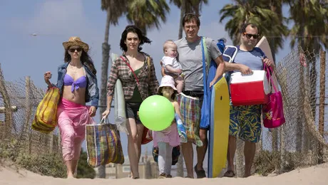 Sub acelaşi acoperiş / Togetherness, din 12 ianuarie la HBO şi pe HBO GO