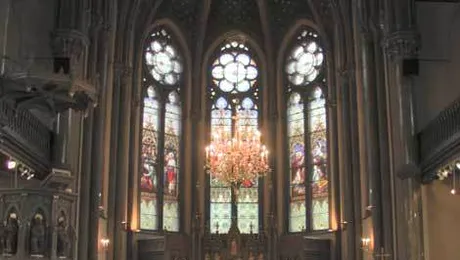 Biserica si muzica tehno fac casa buna!