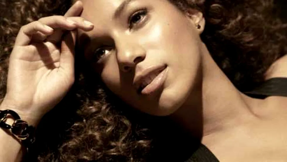 Leona Lewis a incasat un pumn de la un 