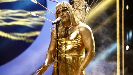 Pepe a făcut febră musculară din cauza unei peruci de cinci kilograme