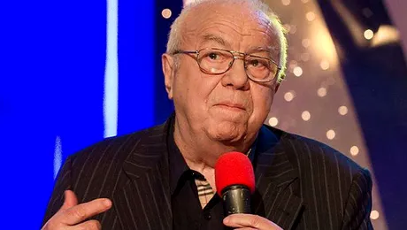 După 1 an de absenţă, Alexandru Arşinel, din nou în reclamele Catena: „Au găsit soluţia să mă întorc şi mă bucur“