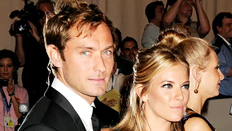 Jude Law si Sienna Miller s-au casatorit in cadrul unui ritual din Laos