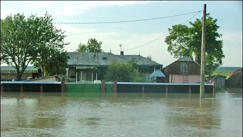 Pericol de inundatii: Dunarea isi umfla 
