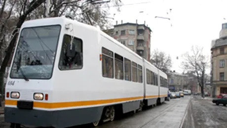 RATB mai modifica unele trasee